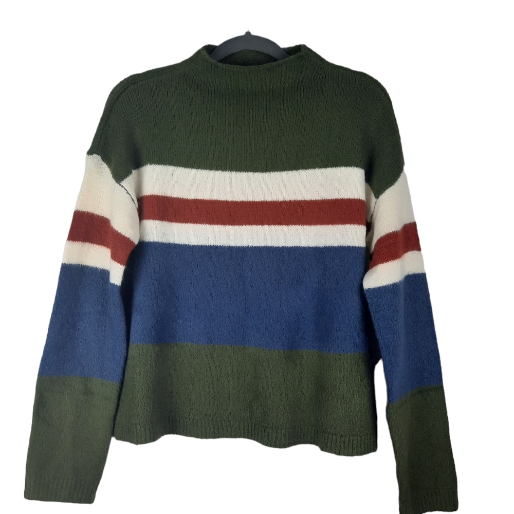 Hem & Thread Color-Block Soft Knit Sweater - Picture 4 of 12